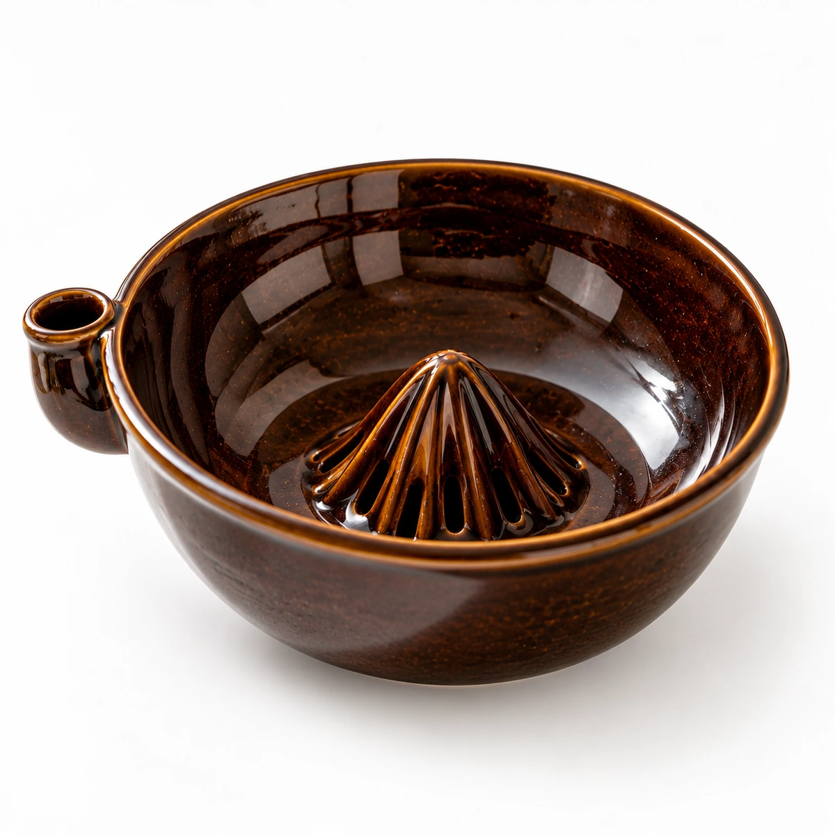 Classic Round Ceramic Berry Rinsing Bowl - Image 2