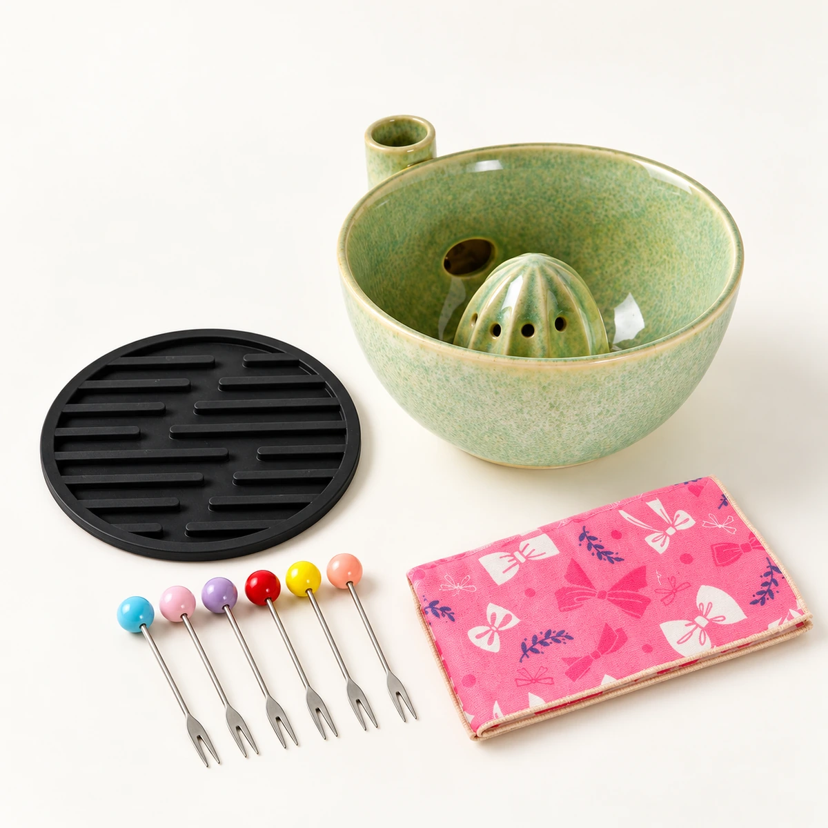 Ceramic Berry Bowl Set with Six Fruit Forks and Cloth - Image 2