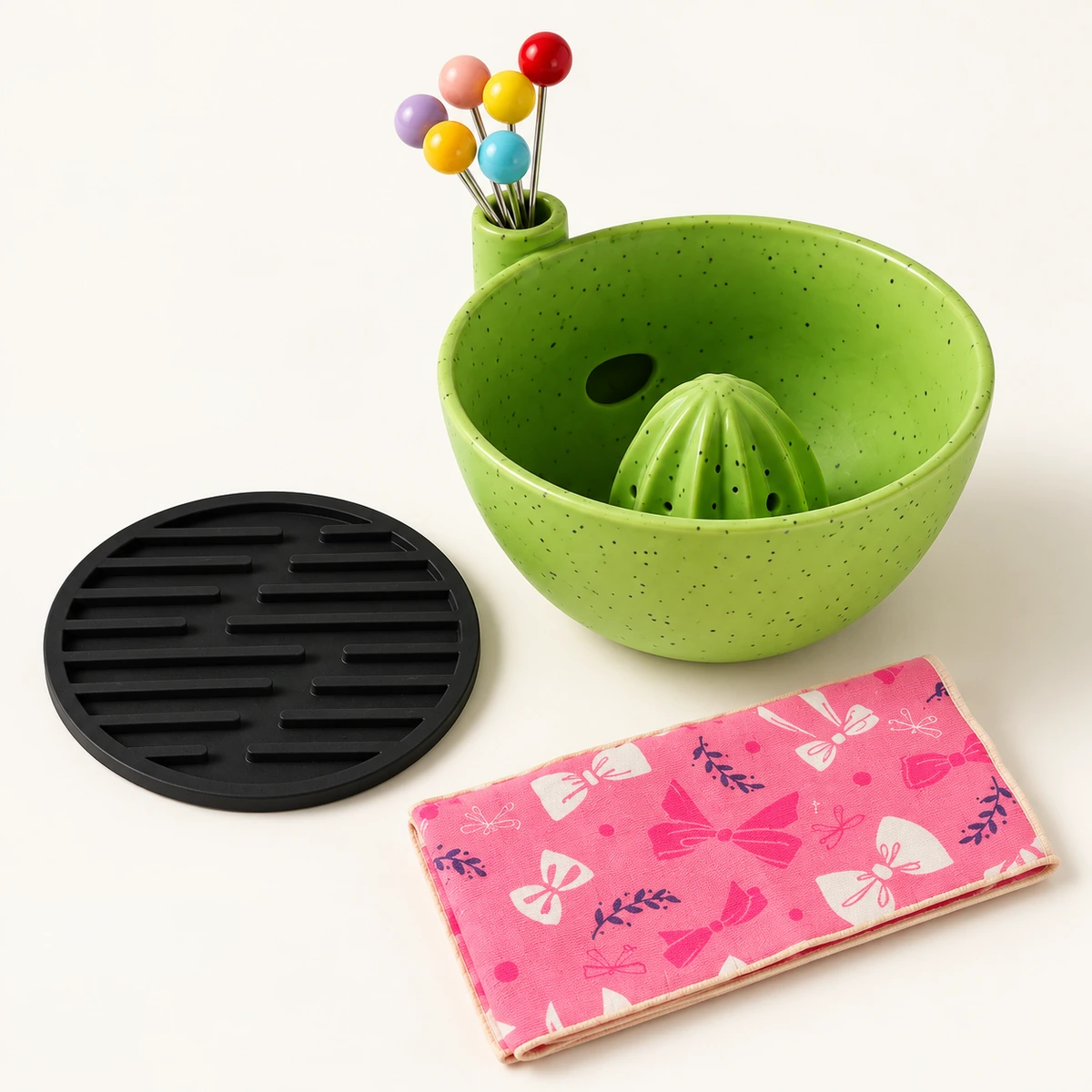 Ceramic Berry Bowl Set with Six Fruit Forks and Cloth - Image 5