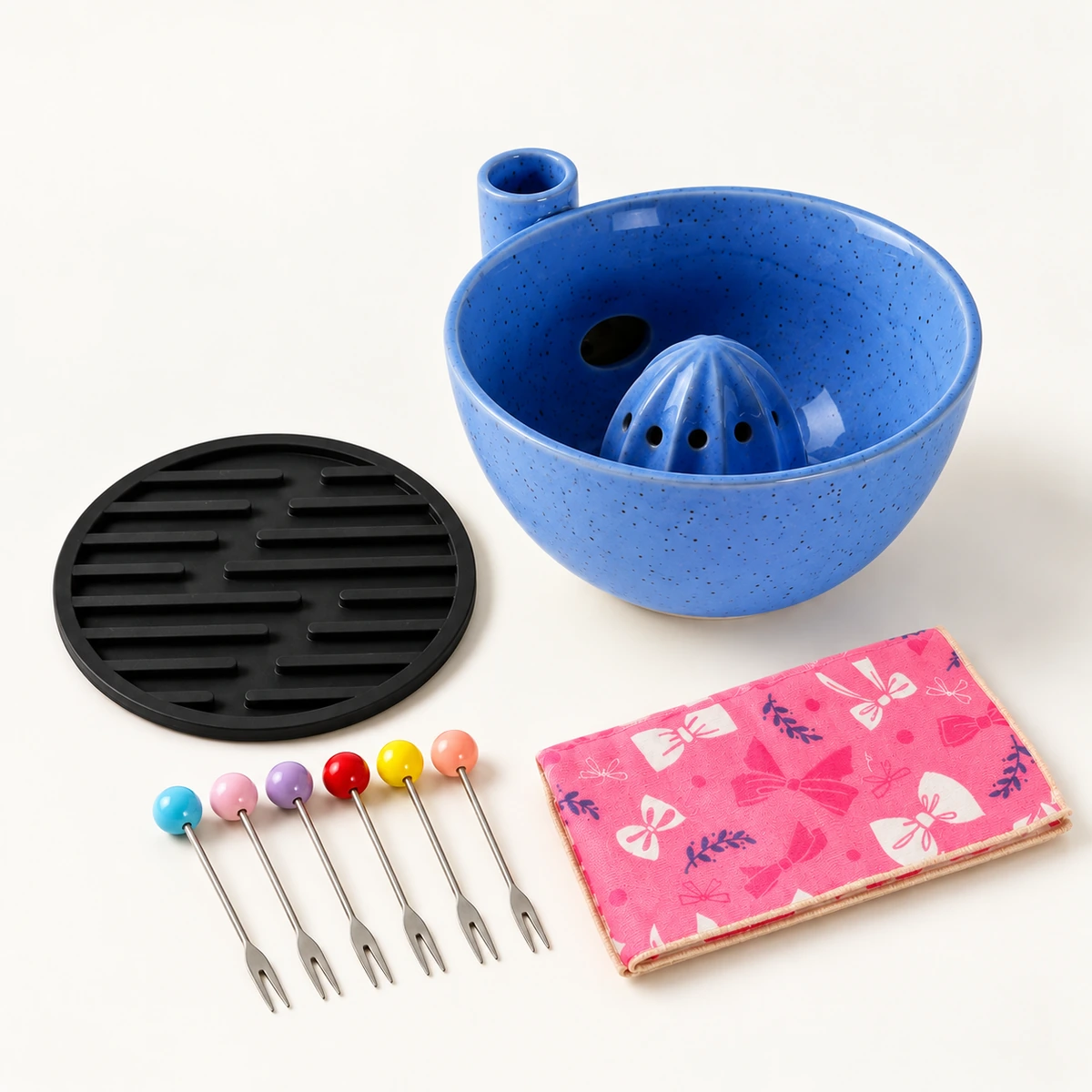 Ceramic Berry Bowl Set with Six Fruit Forks and Cloth - Image 7